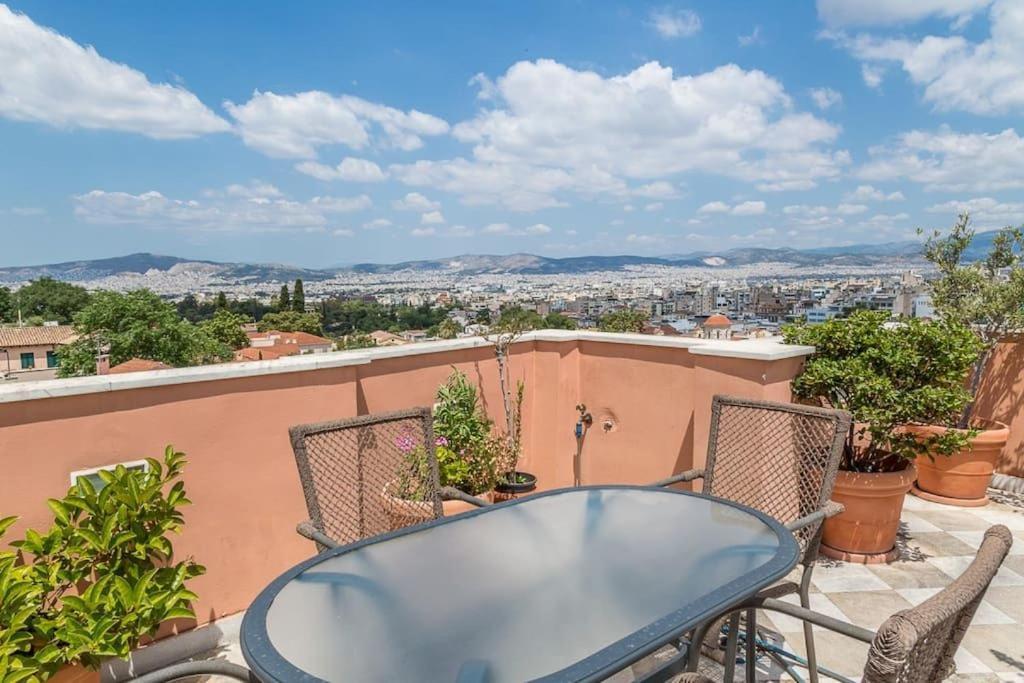 Aristocratic Home Under Acropolis أثينا المظهر الخارجي الصورة