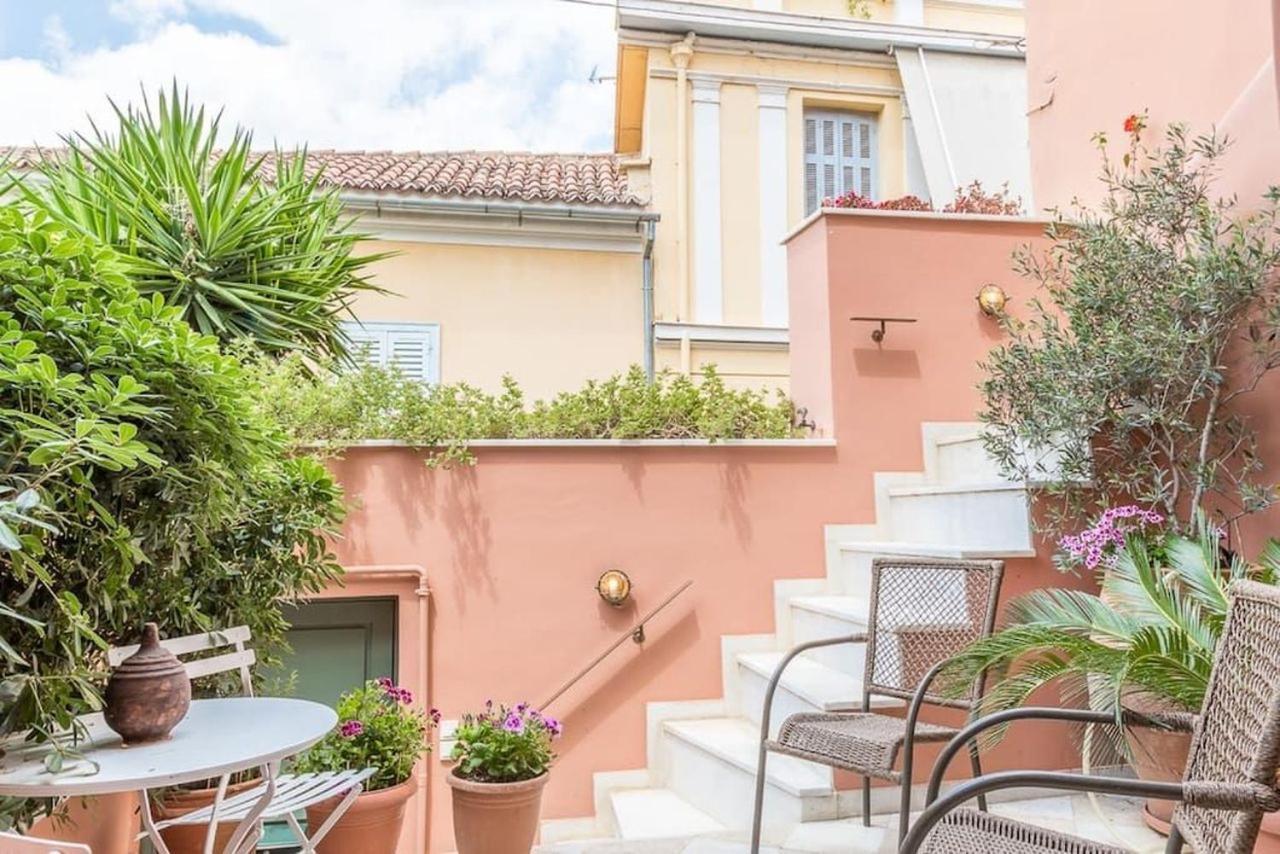 Aristocratic Home Under Acropolis أثينا المظهر الخارجي الصورة